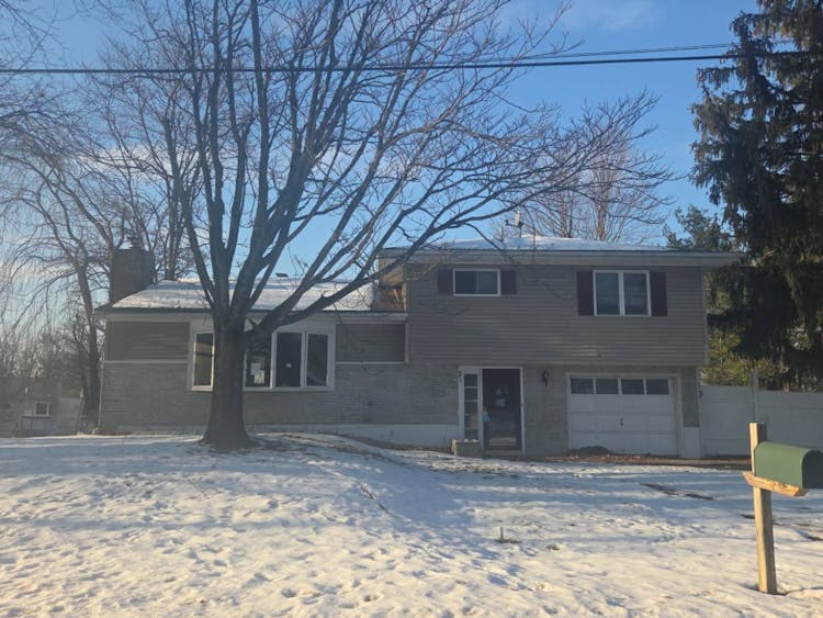 21 Manhattan Avenue Middletown, NY 10940, Orange County