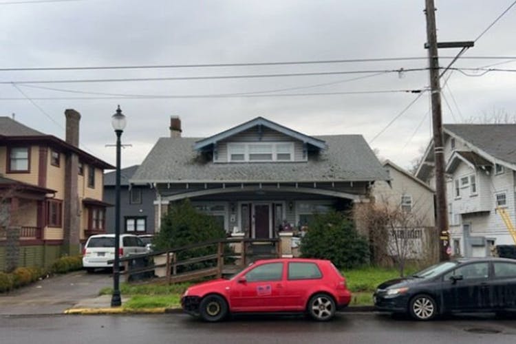 715 Lyon St SE Albany, OR 97321, Linn County