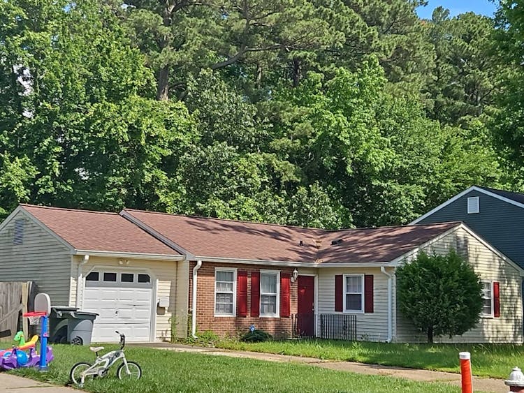 29 Newgate Village Road Hampton, VA 23666, Hampton City County