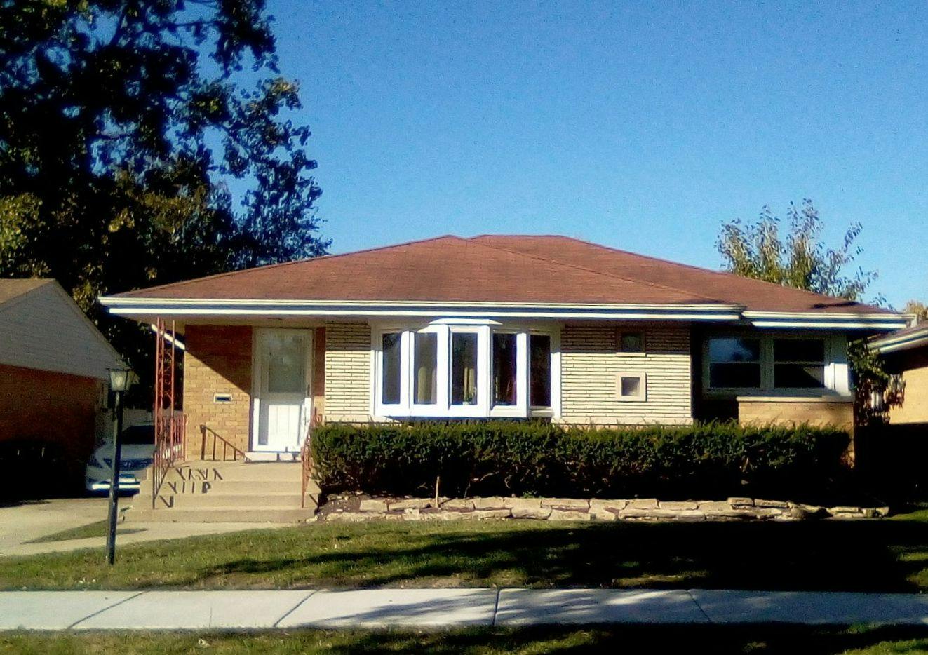 Highridge Pkwy, Westchester, IL 60154