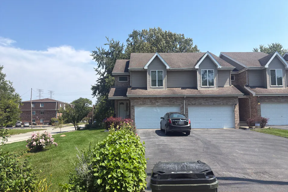 17717 Paxton Ave Lansing, IL 60438, Cook County