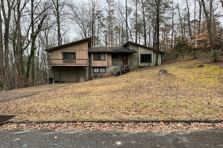 100 Ridgewood Ln Eufaula, AL 36027, Barbour County