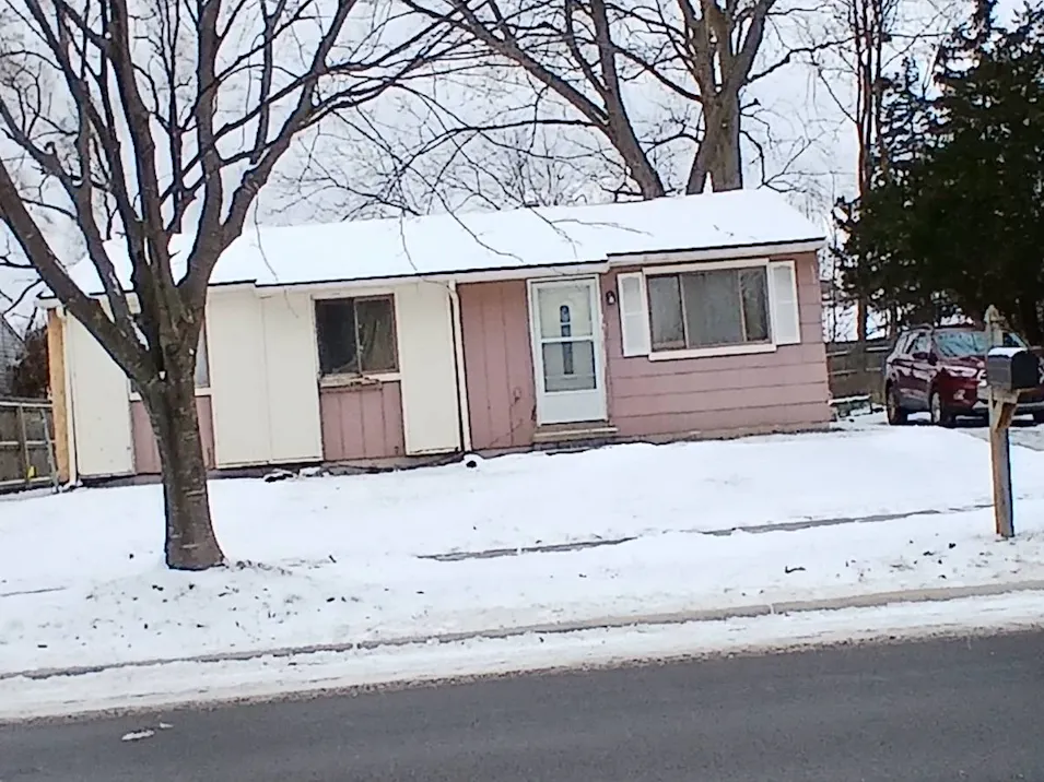 2051 Champagne Dr Ann Arbor, MI 48108, Washtenaw County