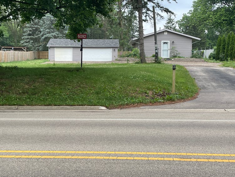 6092 Kilburn Avenue Rockford, IL 61101, Winnebago County