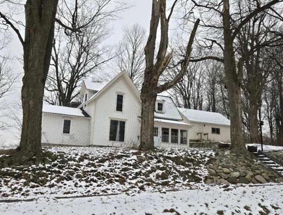 305 W Pine St Big Rapids, MI 49307, Mecosta County