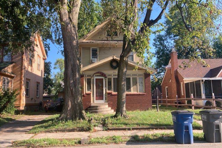 2114 S. Ave. Toledo, OH 43609, Lucas County