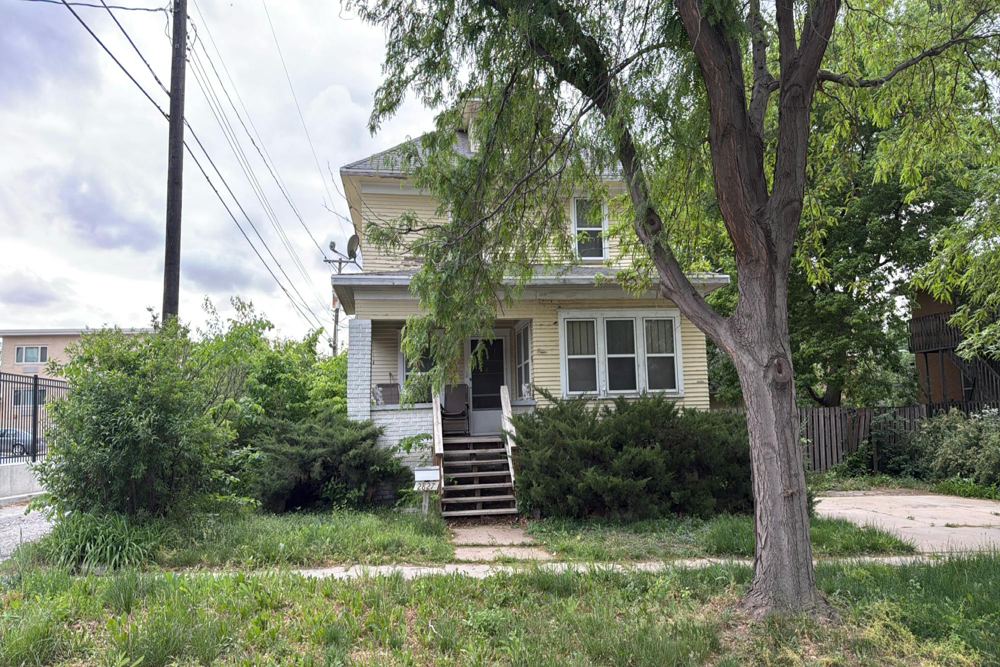 52nd St, Lincoln, NE 68504