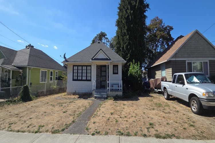 825 Cogean Ave Bremerton, WA 98337, Kitsap County