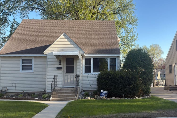 601 14th Ave SW Austin, MN 55912, Mower County