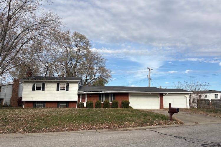 221 Orleans Drive Fairview Heights, IL 62208, Saint Clair County