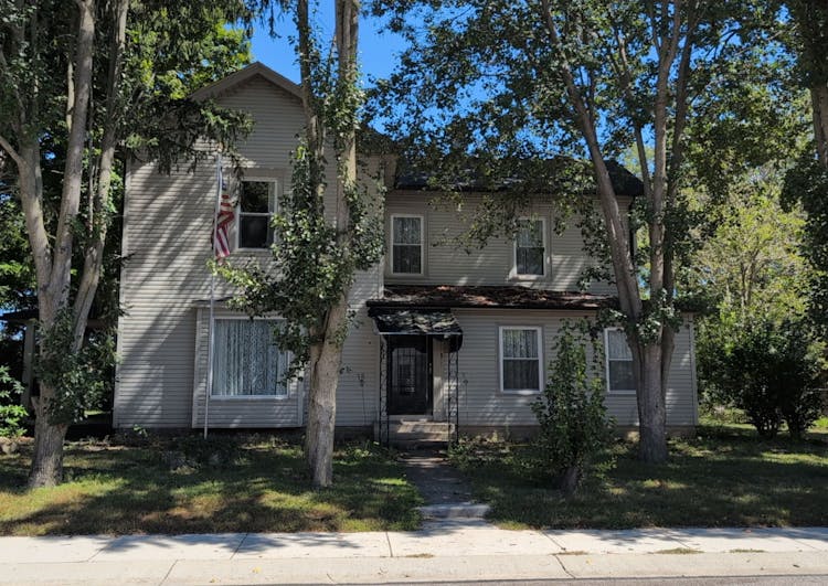 160 Gay Street Williamsburg, OH 45176, Clermont County