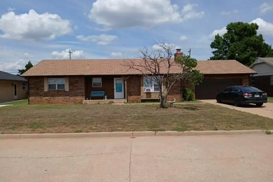 606 W Chisholm Dr Kingfisher, OK 73750, Kingfisher County