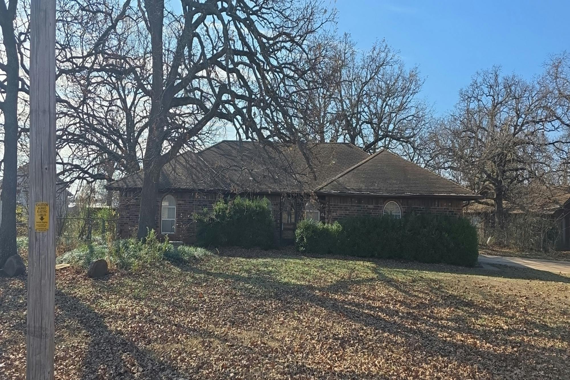 Clador Dr, Chandler, OK 74834