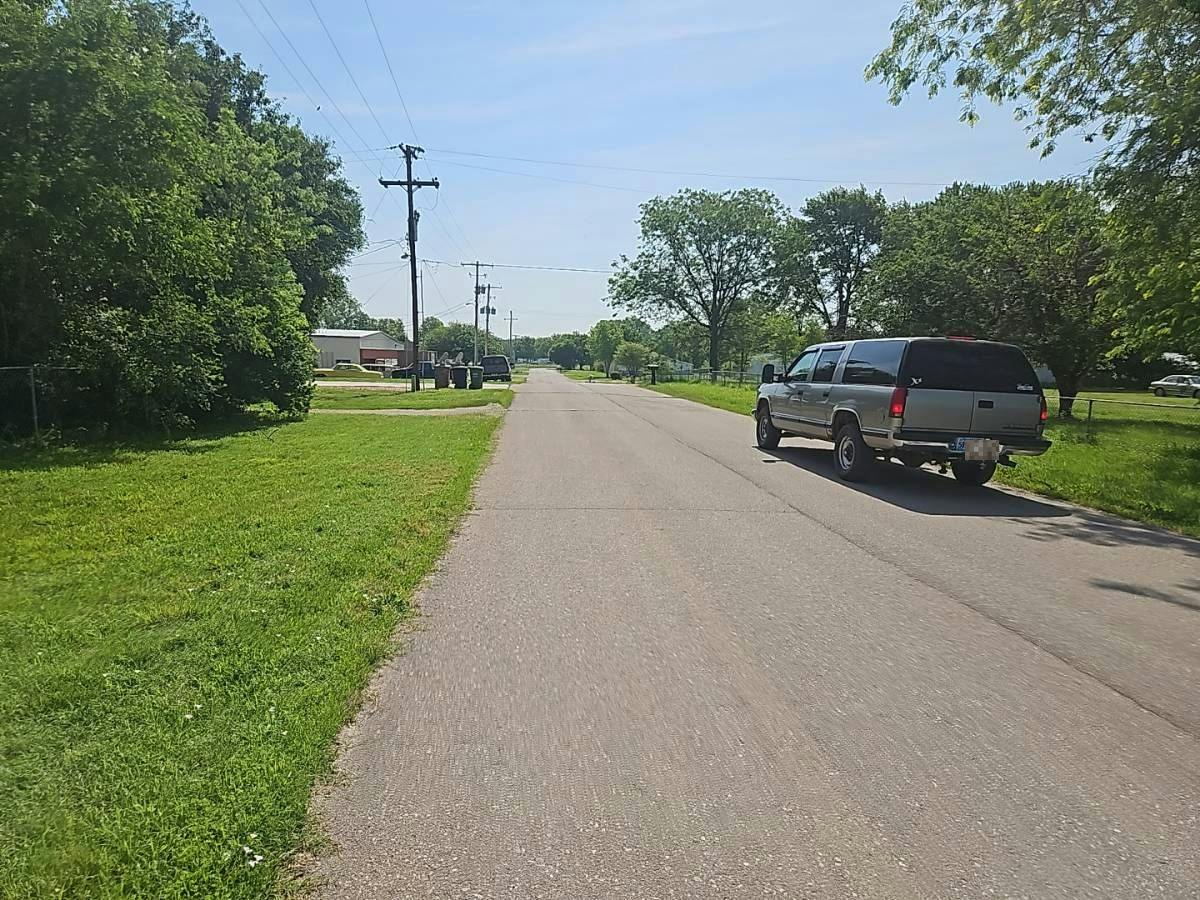 Murray Rd, Manhattan, KS 66503