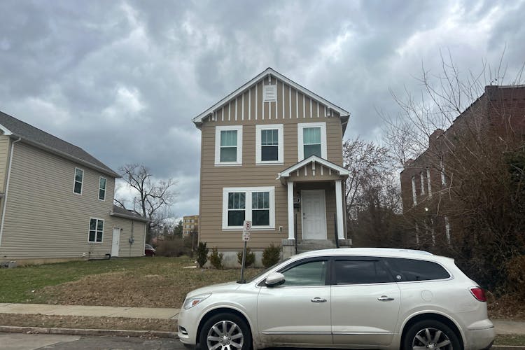 2609 N Sarah St Saint Louis, MO 63113, City of St. Louis County