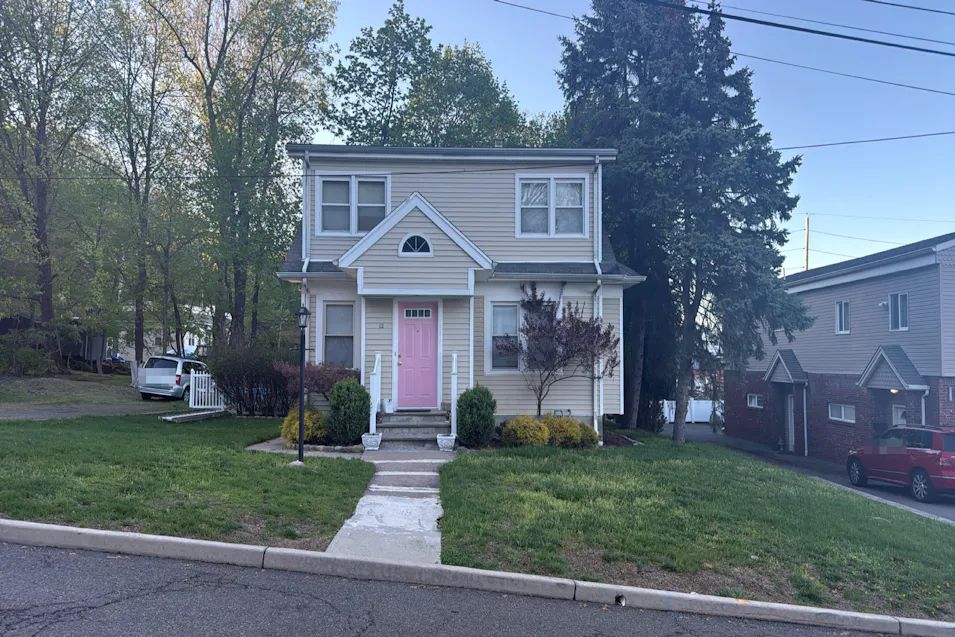 12 Evergreen Avenue North Haledon, NJ 07508, Passaic County