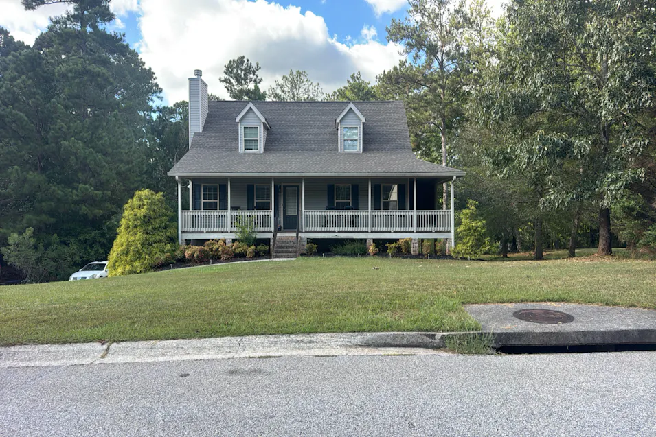 66 Red Oak Dr Carrollton, GA 30116, Carroll County