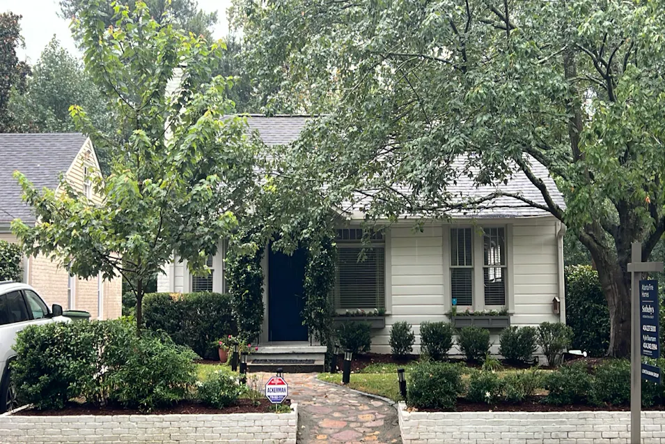 255 Springdale Dr NE Atlanta, GA 30305, Fulton County