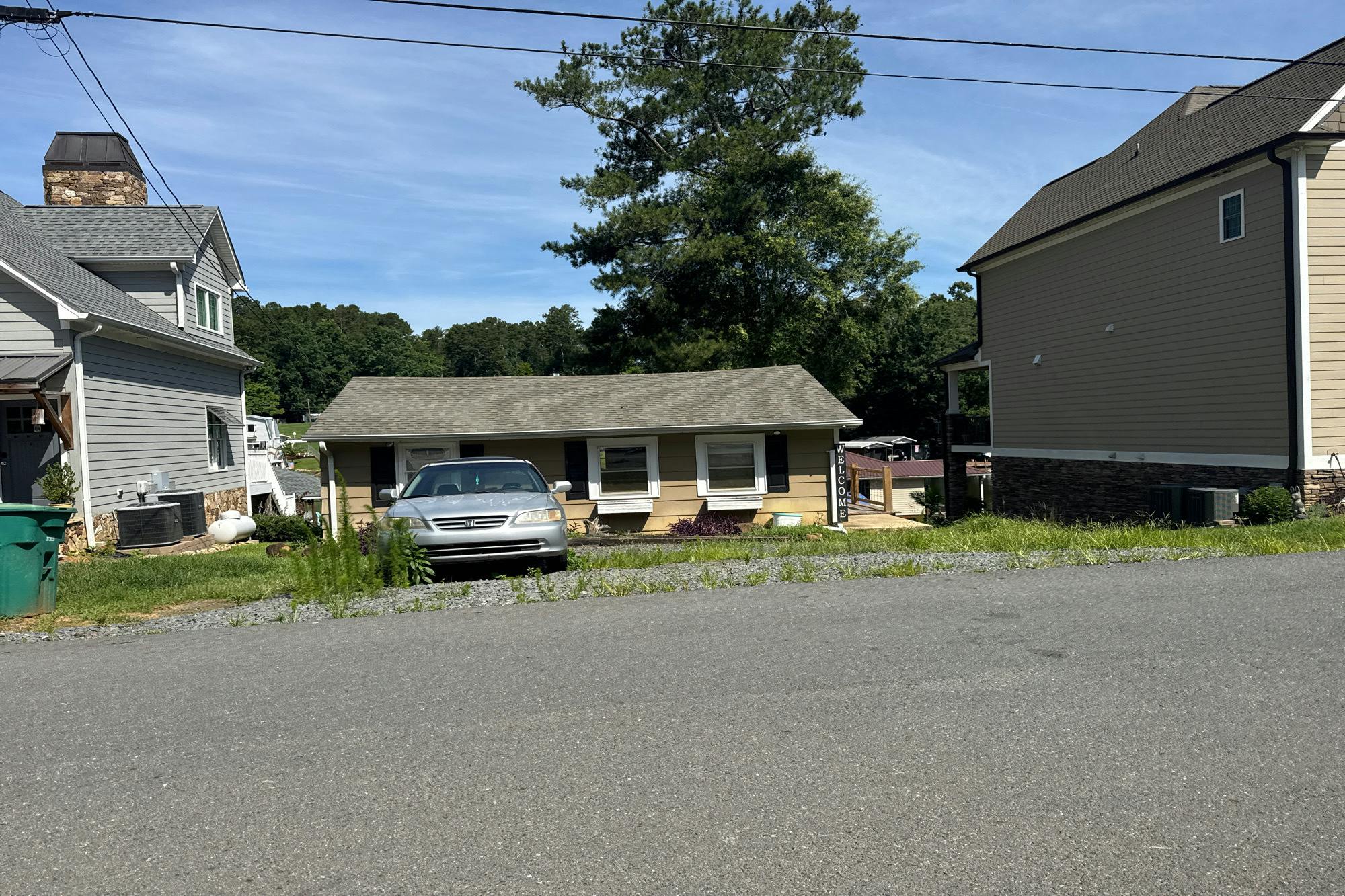 Lake Head Rd, Norwood, NC 28128