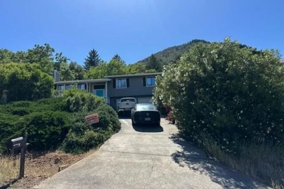 3539 Riviera West Drive Kelseyville, CA 95451, Lake County