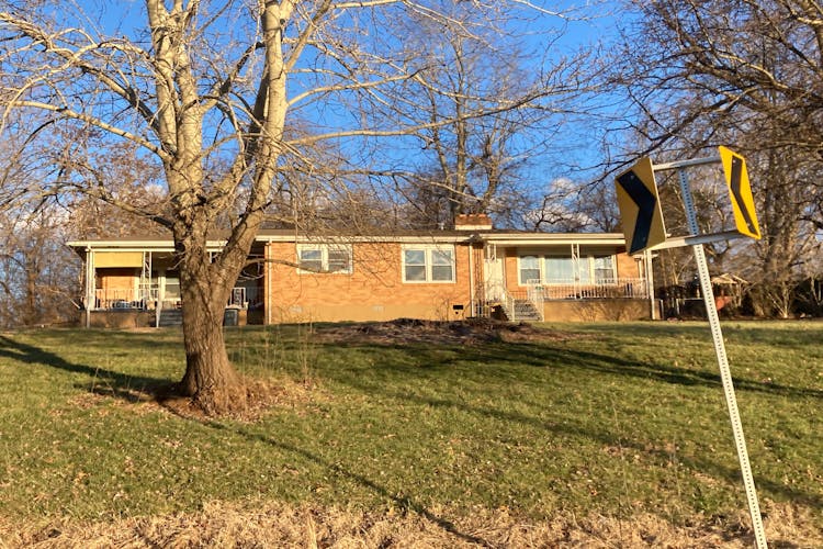 3120 Highway 49 E Charlotte, TN 37036, Dickson County