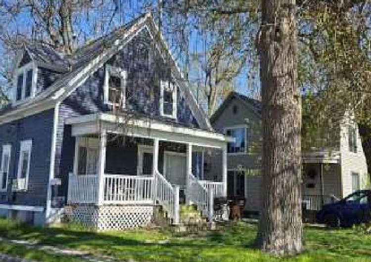 598 S Main St Adrian, MI 49221, Lenawee County