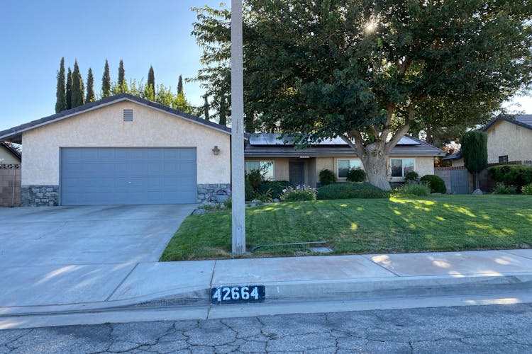 42664 Ana Madre Ln Lancaster, CA 93536-4082, Los Angeles County