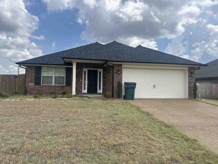 3430 Oodie Ln Southaven, MS 38672, De Soto County