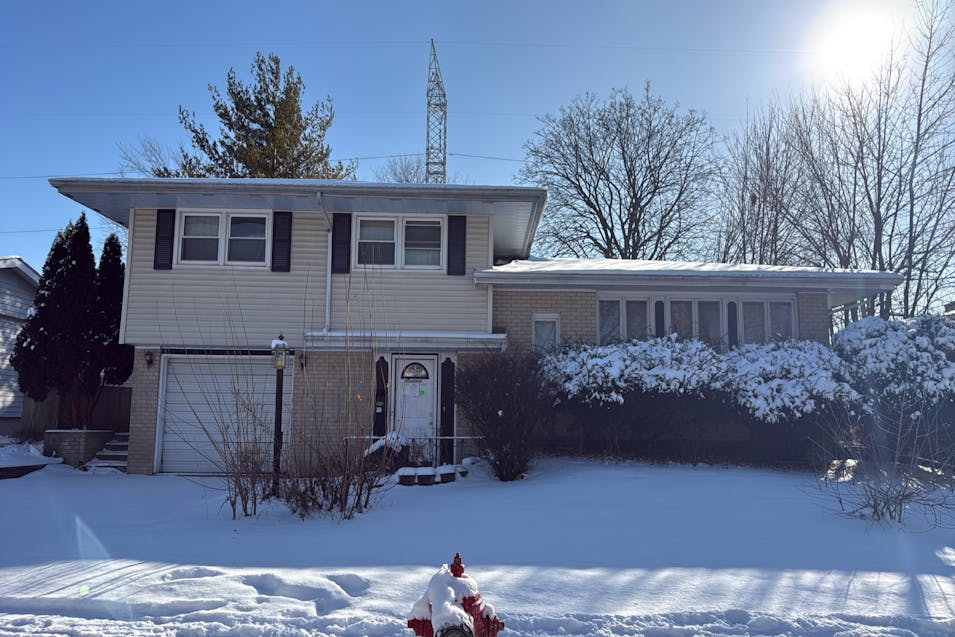 2939 East 190th Street Lansing, IL 60438, Cook County