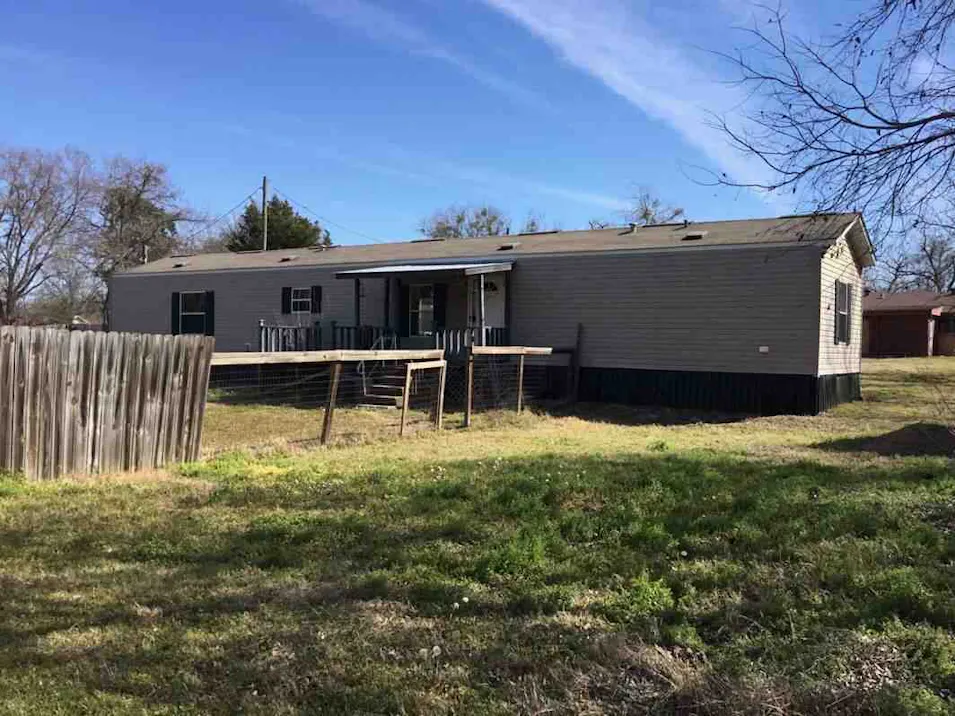 208 S Hamburg St Bremond, TX 76629, Robertson County