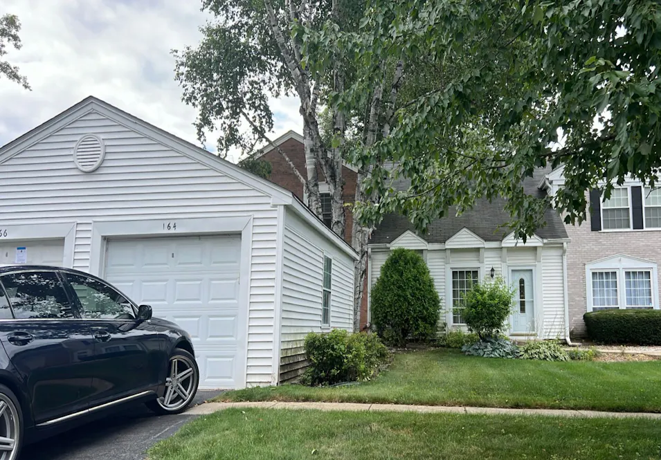 166 Bright Oaks Cir Cary, IL 60013, McHenry County