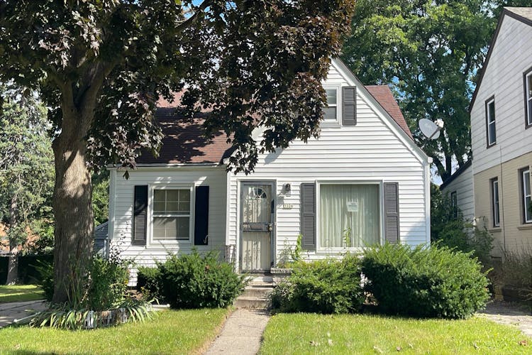 5324 W Melvina St Milwaukee, WI 53216, Milwaukee County