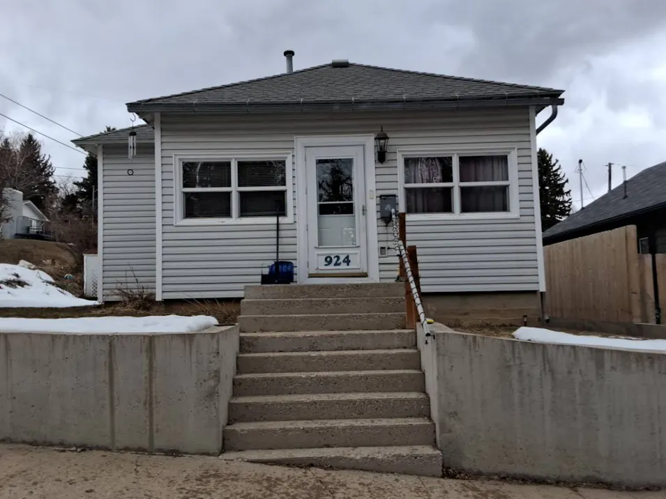 924 W Evelyn St Lewistown, MT 59457, Fergus County