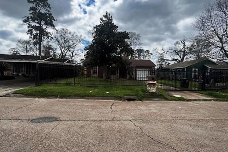 6342 Annunciation Street Houston, TX 77016, Harris County