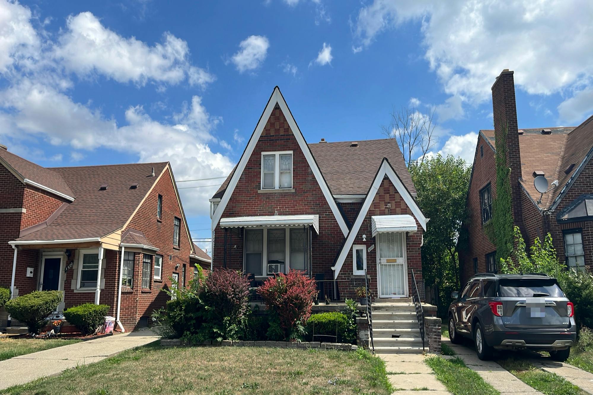 Devonshire Rd, Detroit, MI 48224