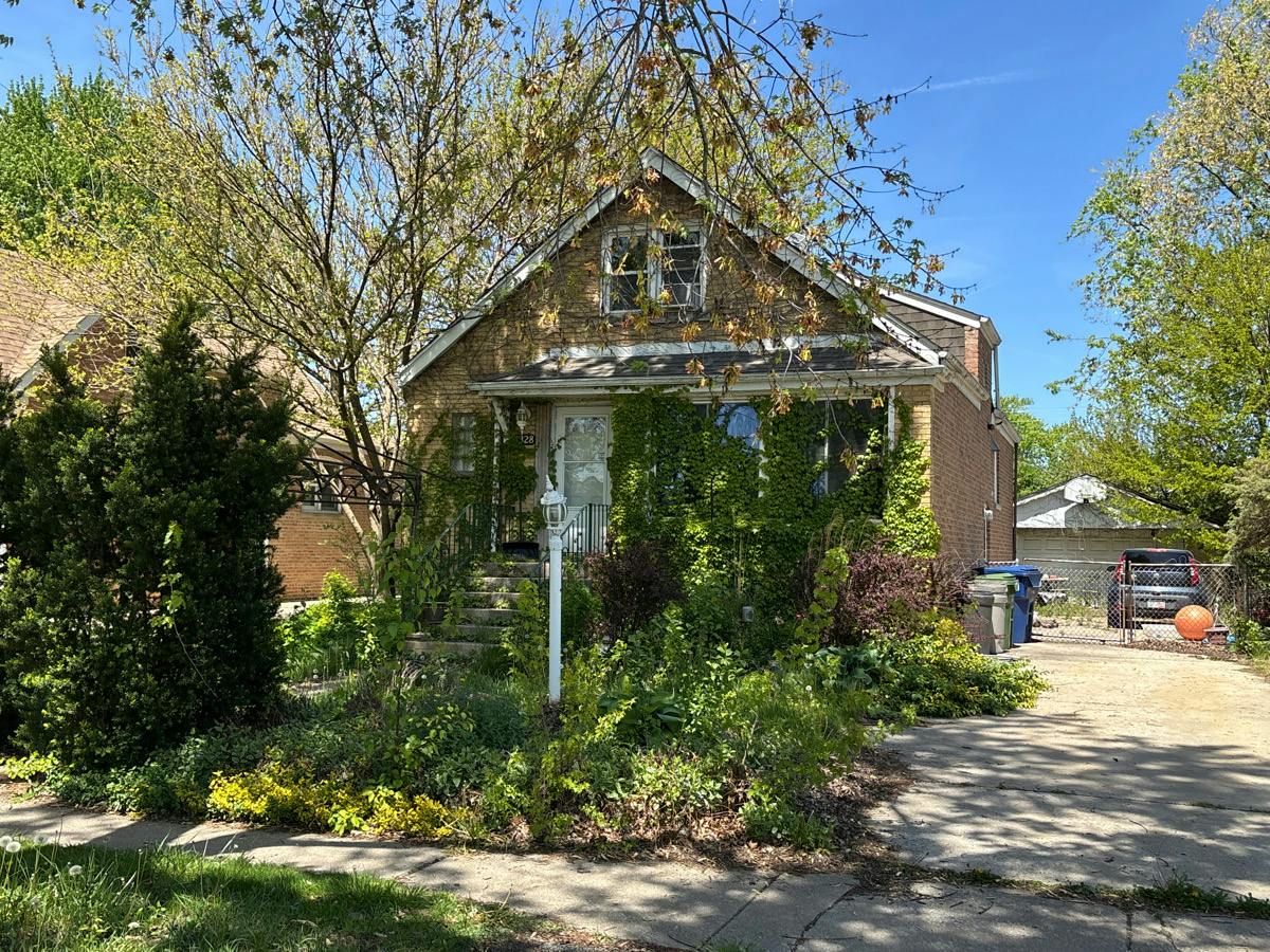 109th St, Oak Lawn, IL 60453