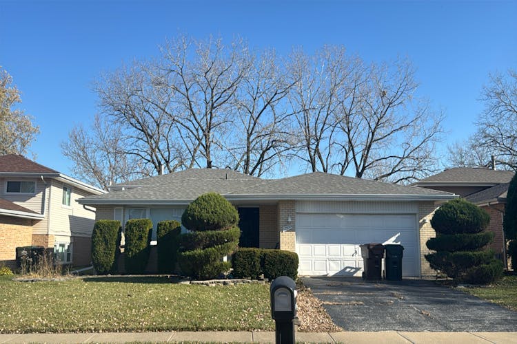 17555 Cypress Avenue Country Club Hills, IL 60478, Cook County