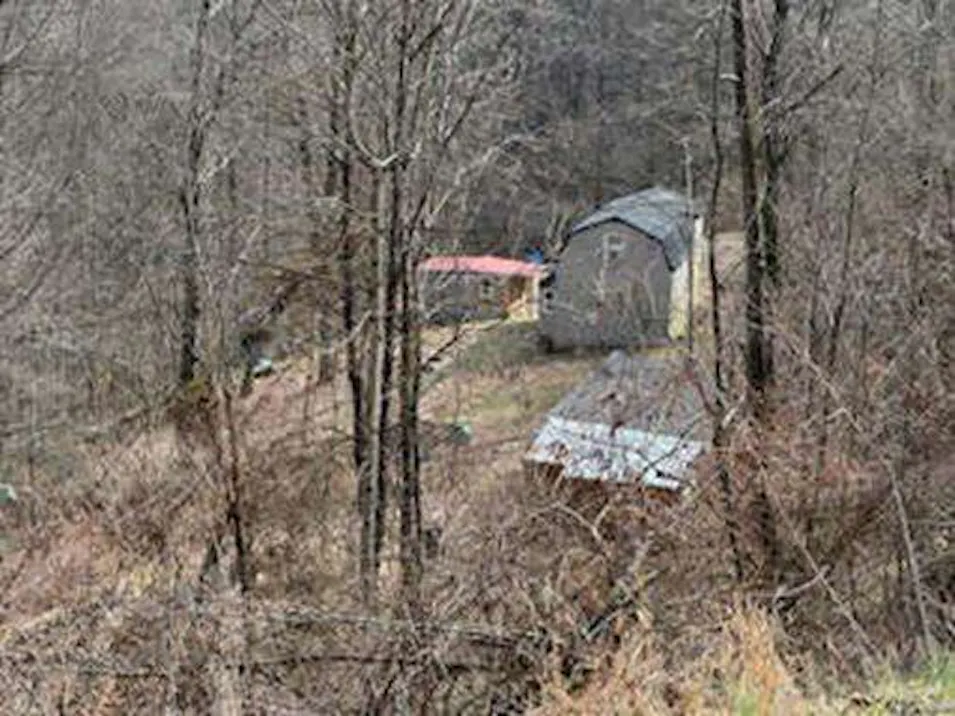 2742 Milltown Rd Reno, OH 45773, Washington County