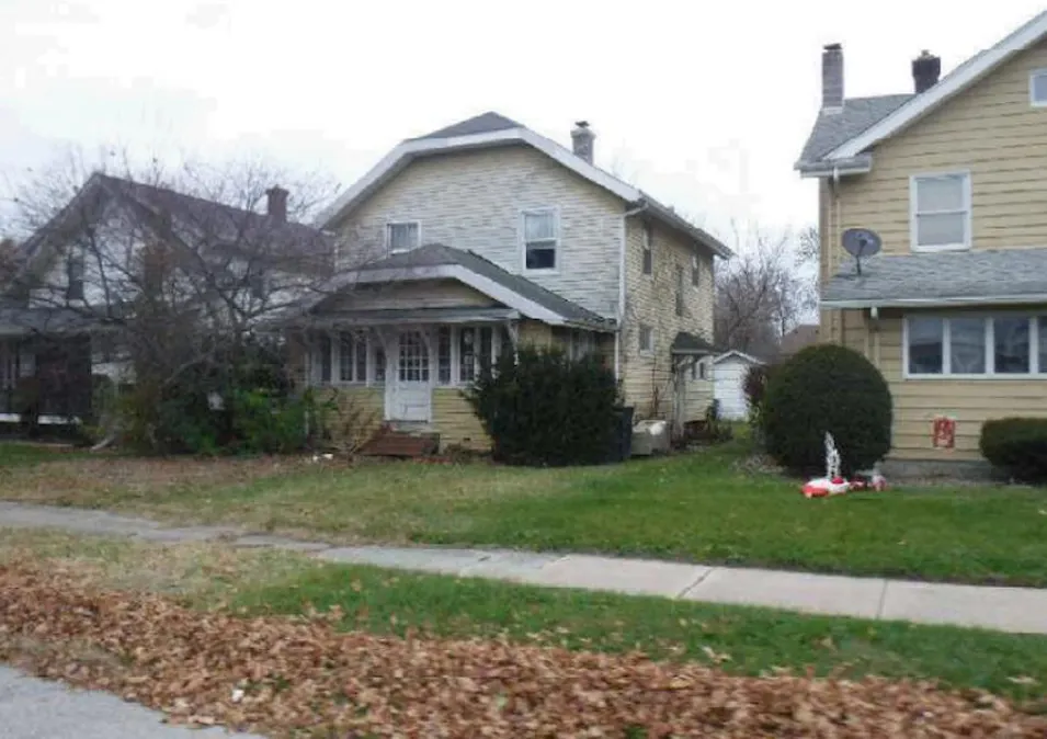 217 Altgeld St South Bend, IN 46614, St. Joseph County