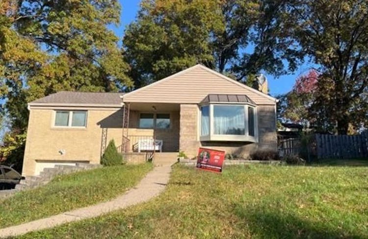 3344 Altherton Dr Bethel Park, PA 15102, Allegheny County