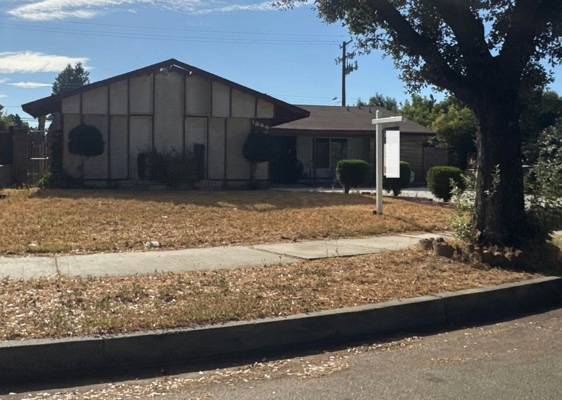 Alston Ave, Colton, CA 92324