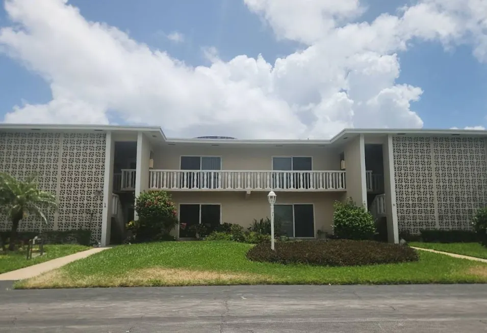90 South Blvd Boynton Beach, FL 33435, Palm Beach County