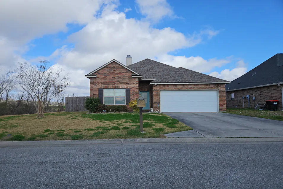 314 Lakefront Dr Rayne, LA 70578, Lafayette County