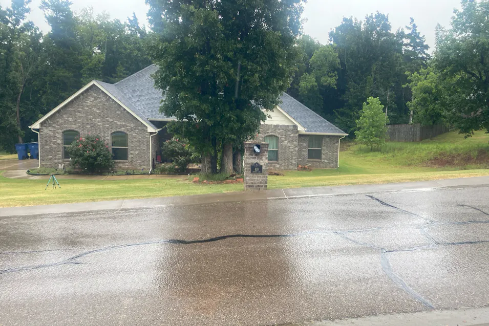 410 Redbud Ln Guthrie, OK 73044, Logan County