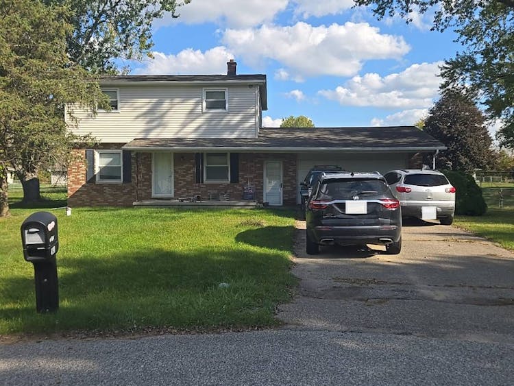 4190 Red Bird Ln Flint, MI 48506-1756, Genesee County