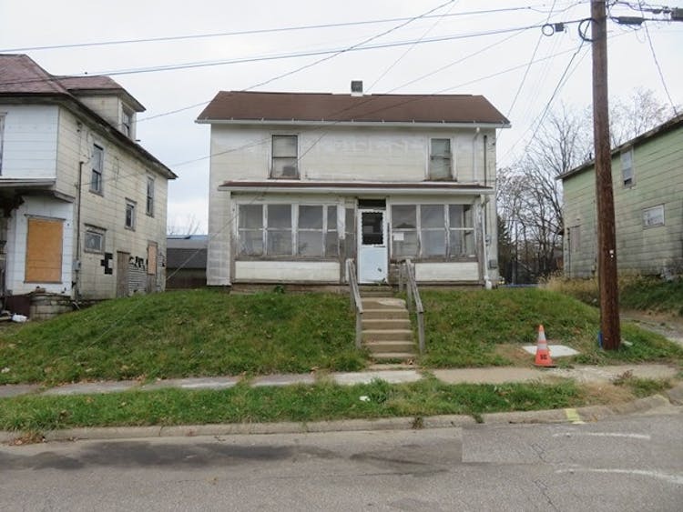 313 High St Mansfield, OH 44903, Ashland County