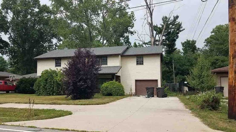 5063 Rothman Rd Fort Wayne, IN 46835, Allen County