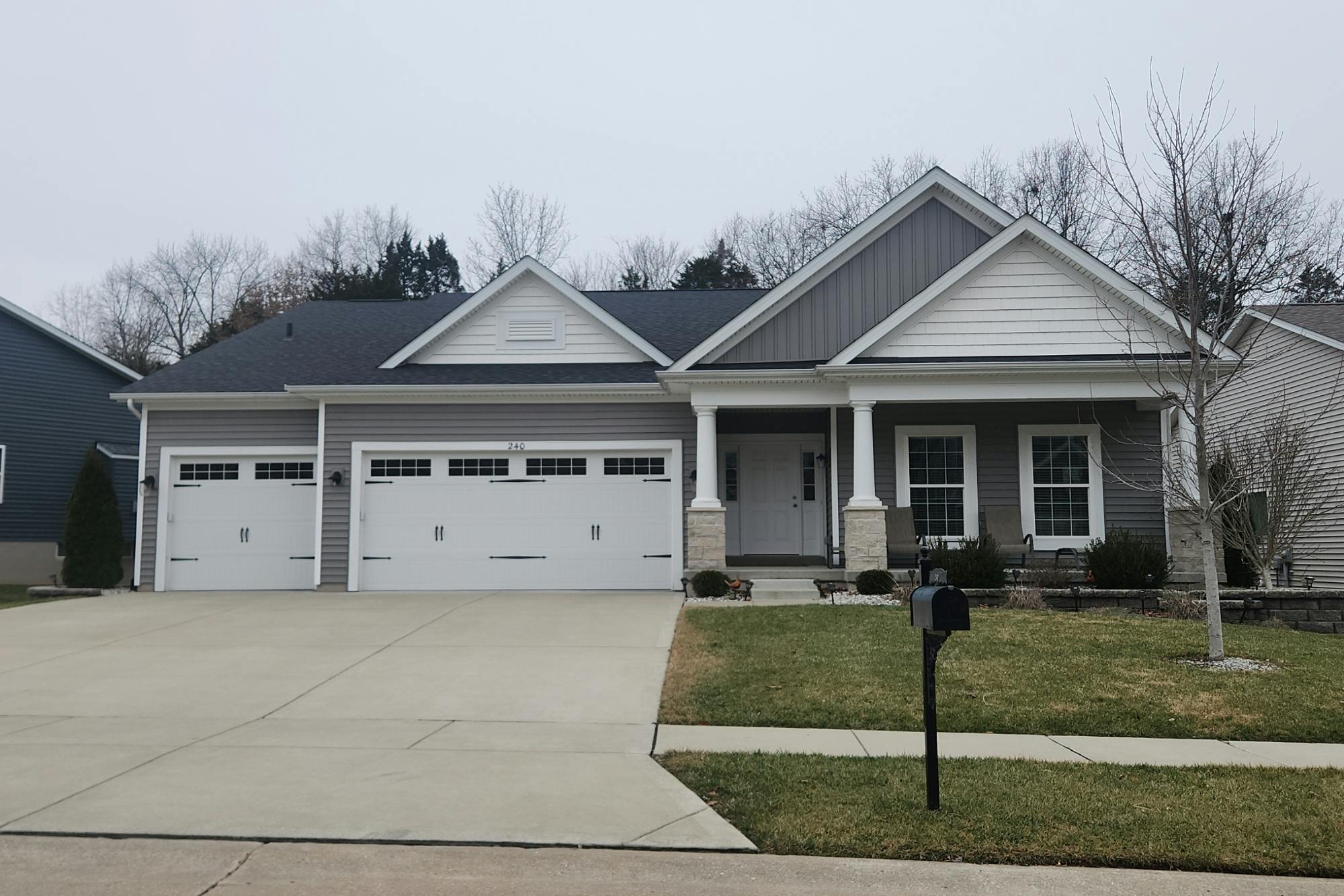 Carlton Point Dr, Wentzville, MO 63385