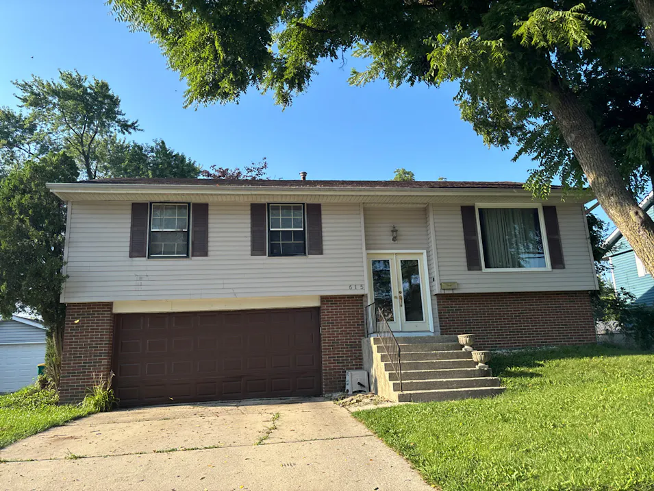 615 W Romeo Rd Romeoville, IL 60446, Will County