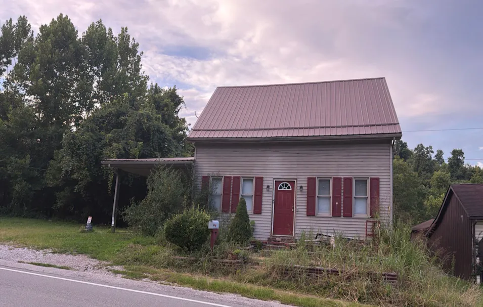 328 W North St Waverly, OH 45690, Pike County